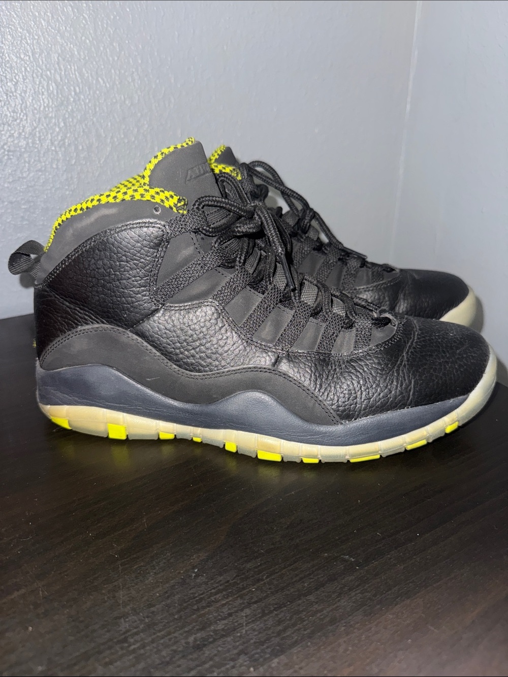 Jordan X Retro Venom High-Top Sneakers